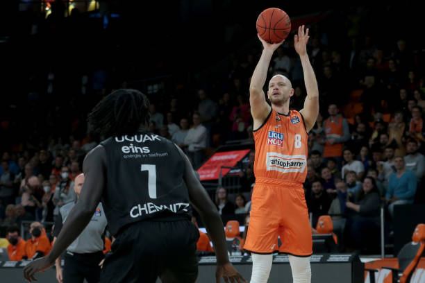 从国内霸主 从国内霸主