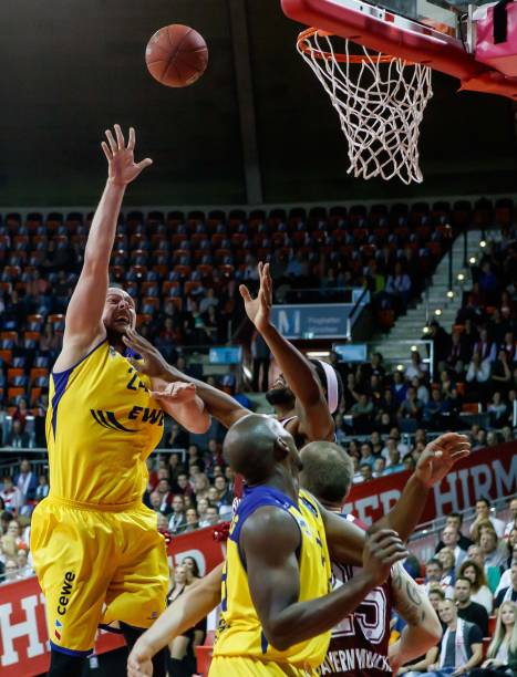 业轨迹可谓 业轨迹可谓