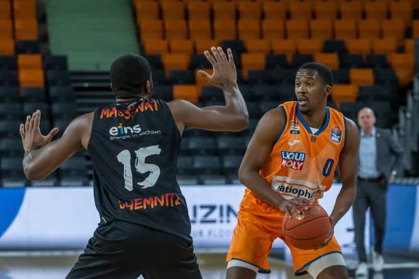 他在赛后强 他在赛后强